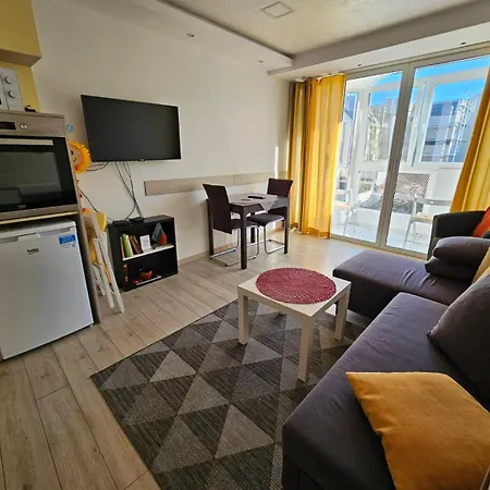данделион Apartamento *